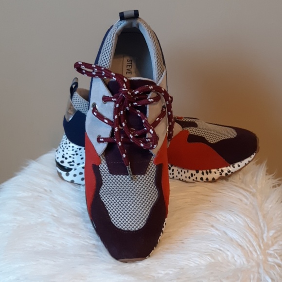 steve madden sneakers clearance